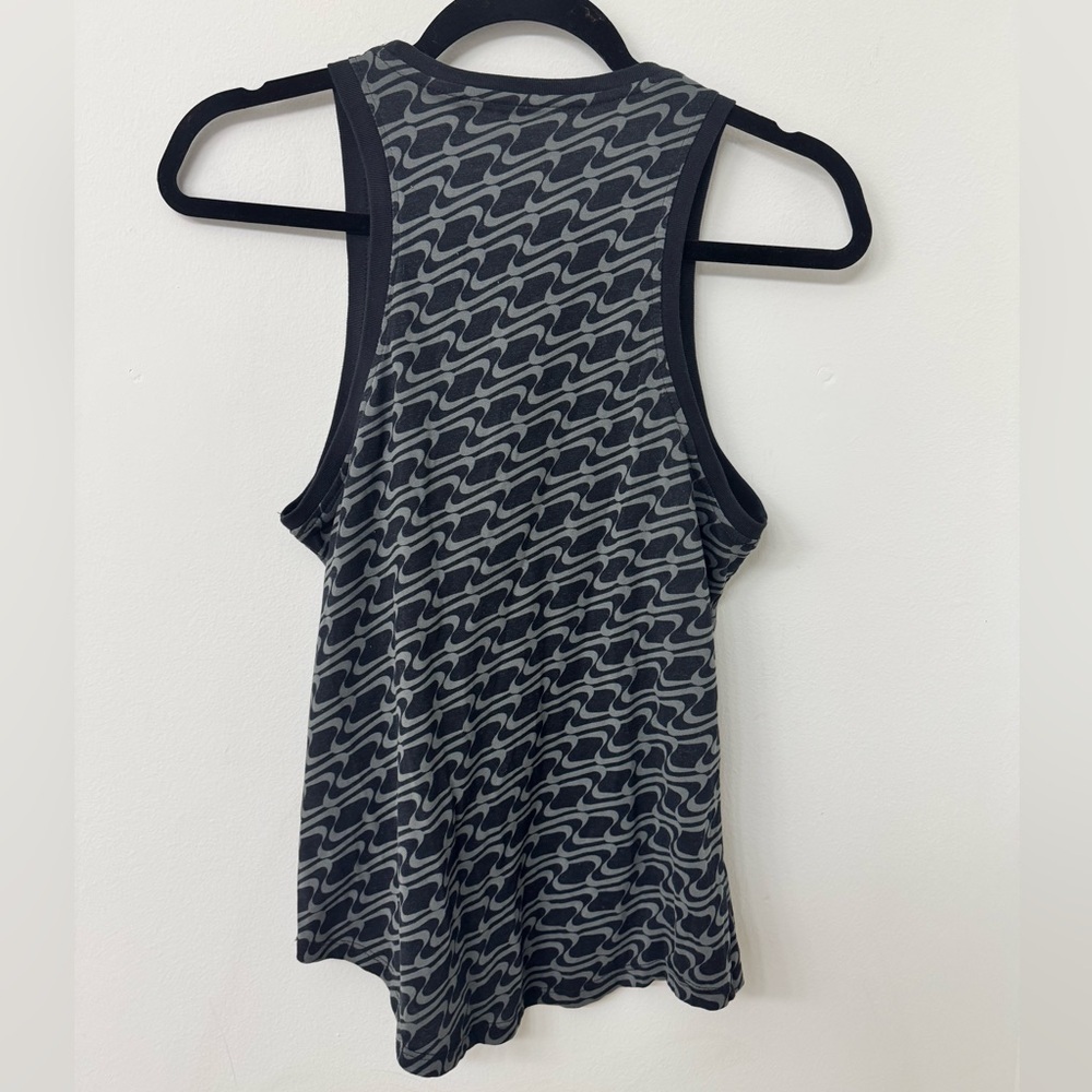 Nike Dri - Fit Tank Top - Picture 2 of 3